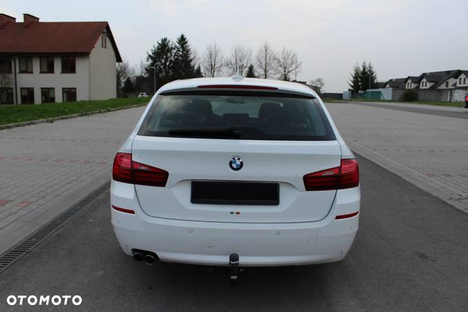 BMW Seria 5 520d - 8