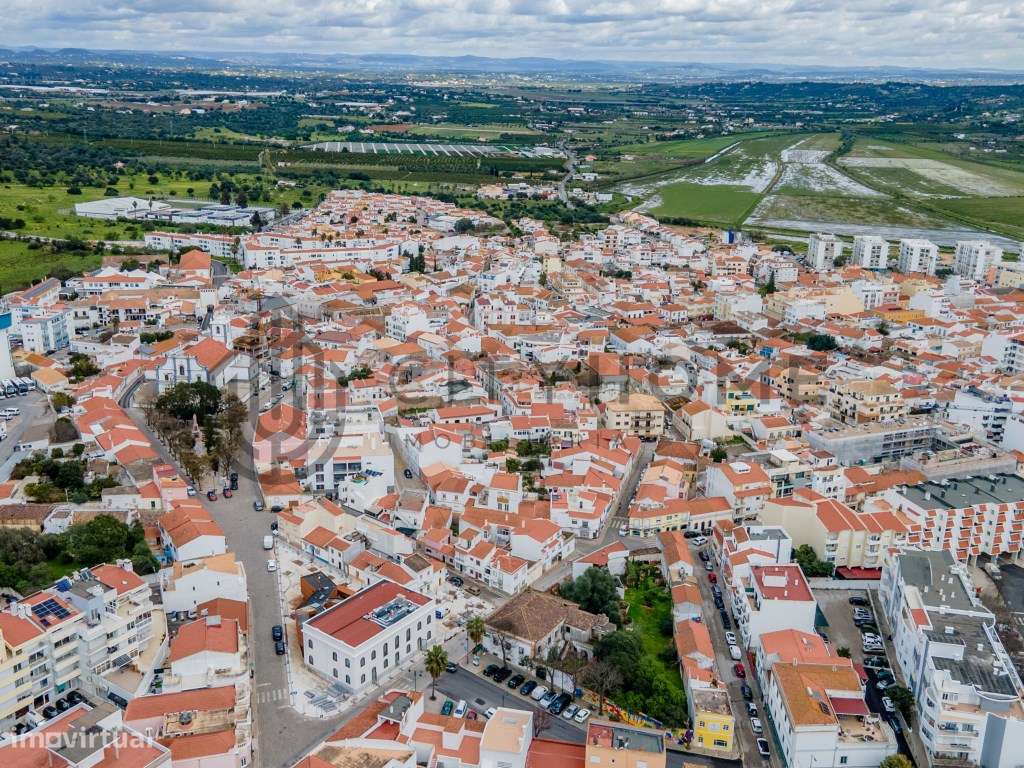 Ruína com Projeto em Aprovação - Casa Loko | T3 | Lagoa-12