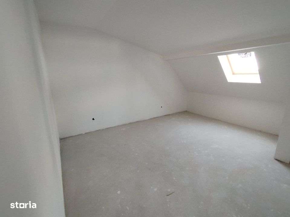 Apartament unic de vanzare, 4 camere, terasa acoperita, Zona Cetatii - Imagine principală: 4/6