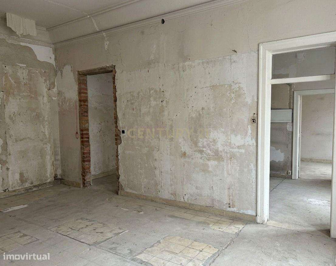 Prédio para Recuperar em Couço, Coruche-7