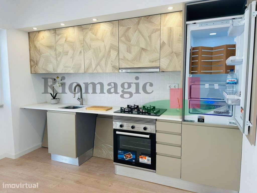 Apartamento T2 Totalmente Remodelado - Almada - Grande imagem: 5/25