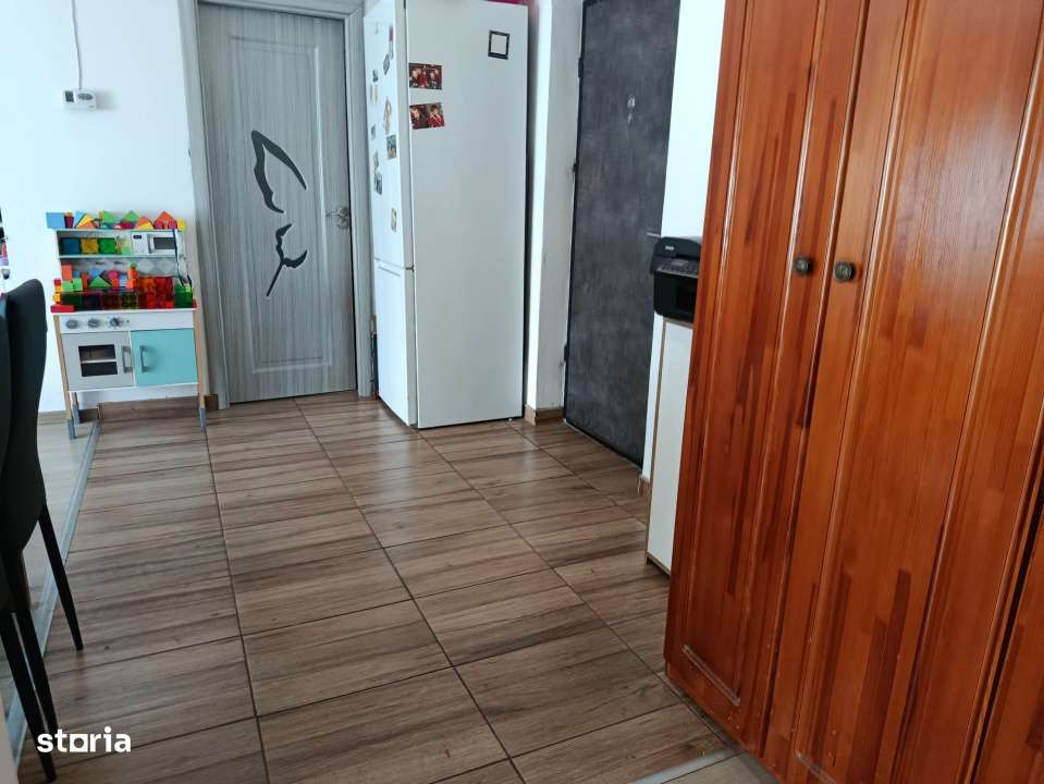 Apartament 2 camere de 52mp plus 3,5 balcon zona : Eroilor - Imagine principală: 5/13