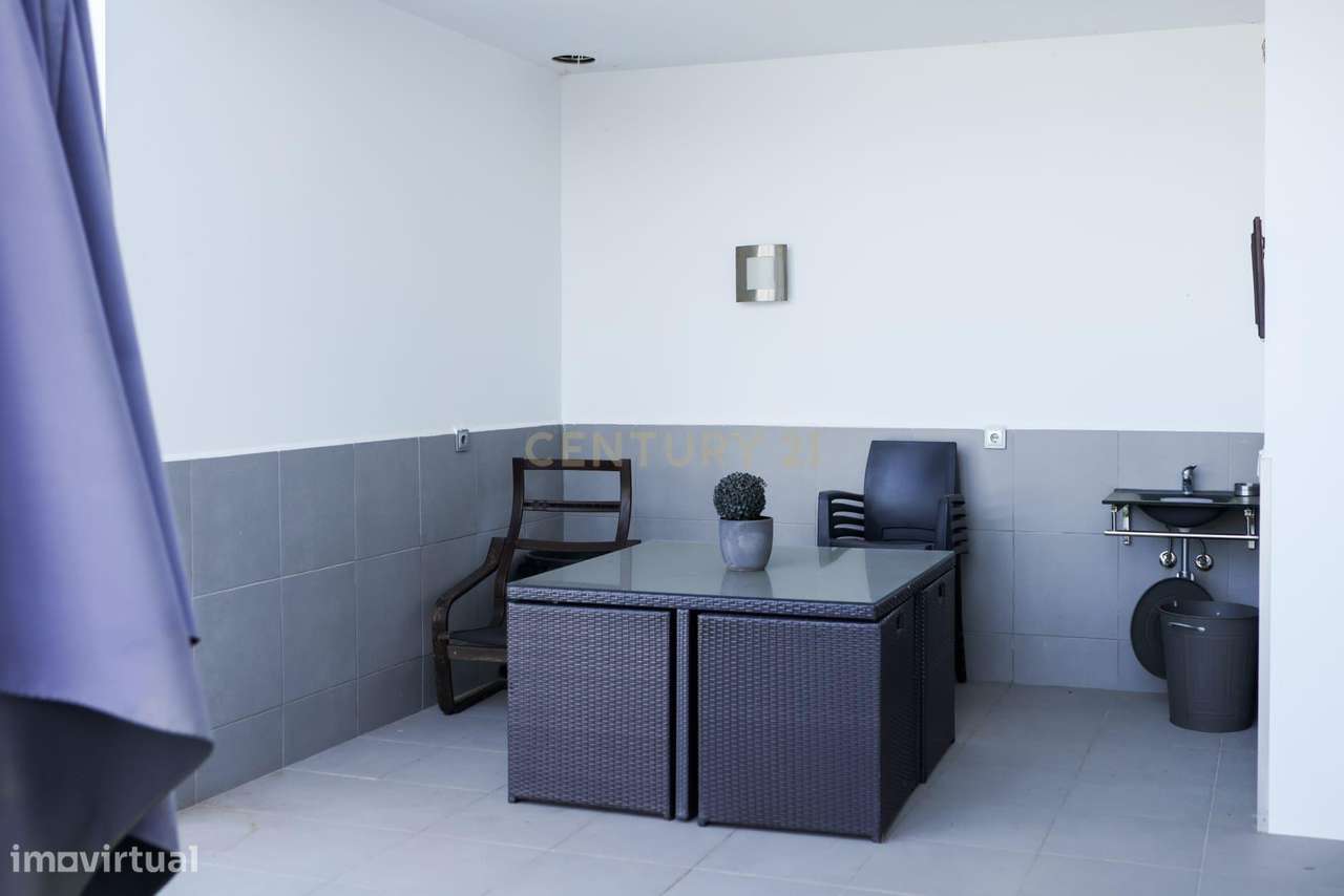 Casa Moderna T4 em Fermentelos, Águeda-11