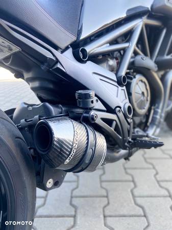 Ducati Diavel - 13