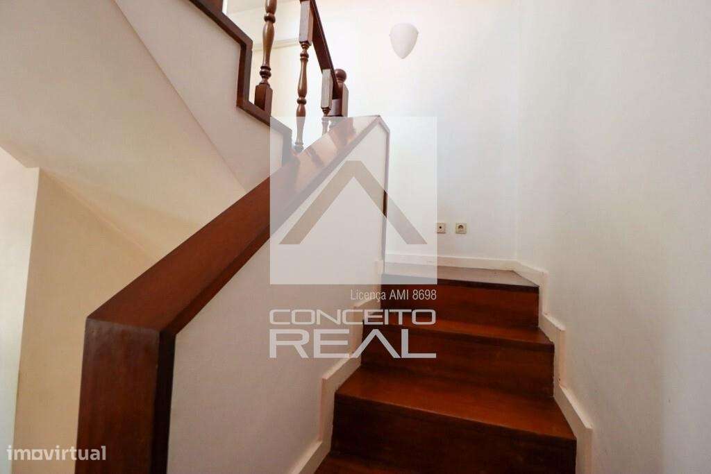 Apartamento T4 Duplex - Cooperativa dos Arquitectos-17