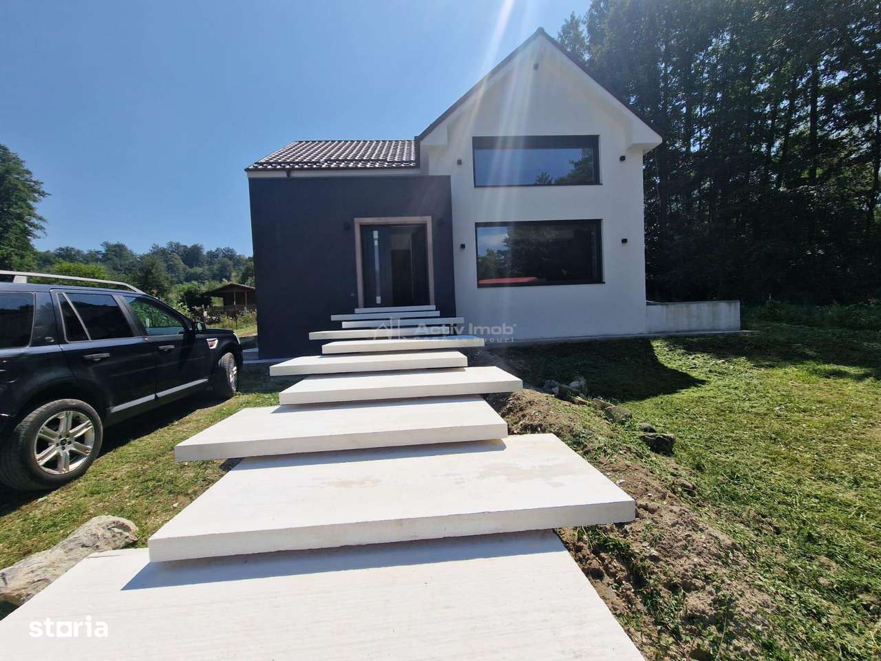 Resita, Vila noua, tot modern cu teren 1400 mp.C Caransebesului Km.4 - Imagine principală: 2/20