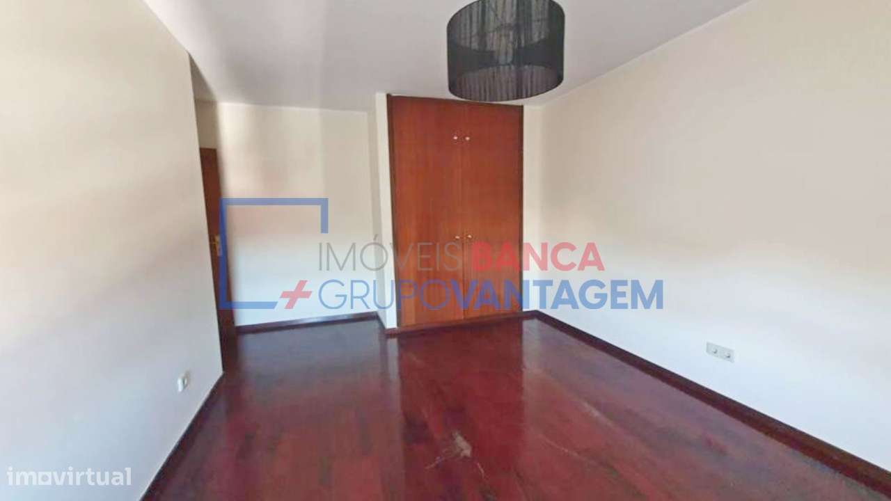 APARTAMENTO T2 - JOVIM (GONDOMAR) - Grande imagem: 4/11