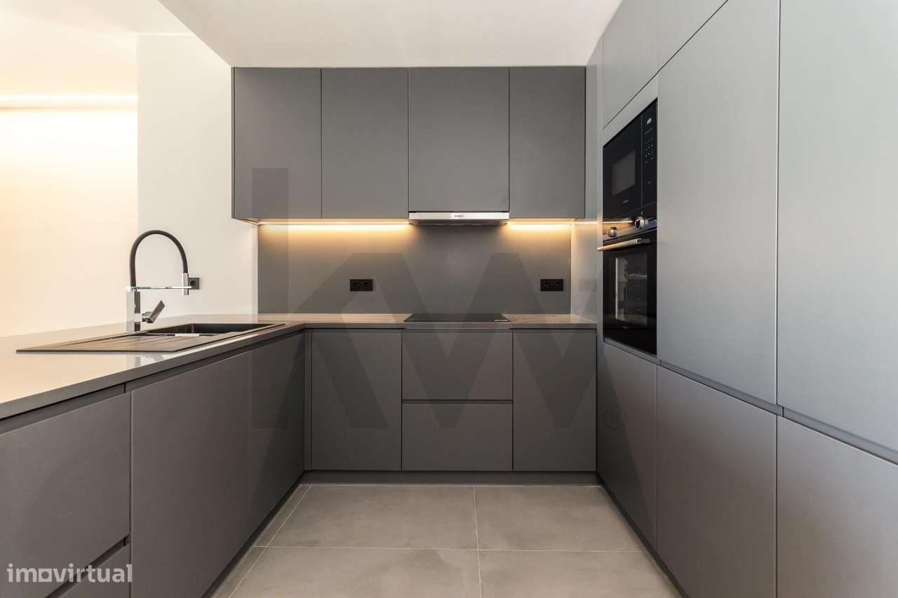 Apartamento T2 a estrear - 2 suítes - Terraço - Piscina- Garagem - Vis-2