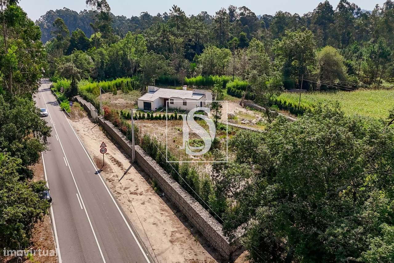 Moradia, 5 604 m², Palmeira de Faro e Curvos-11