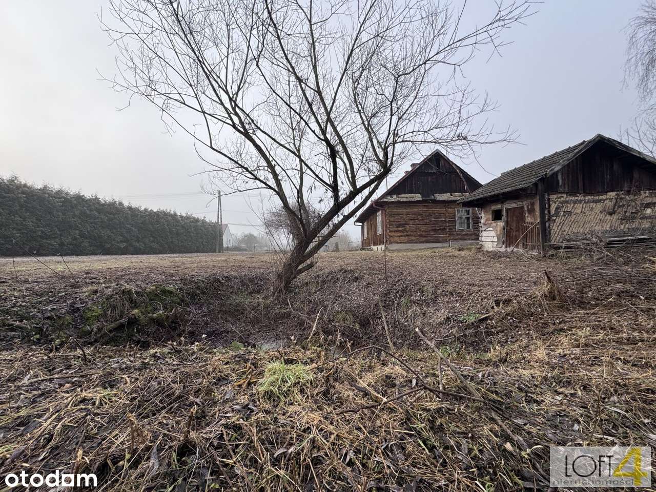 Drewniany dom z duszą na 17-arowej działce-9