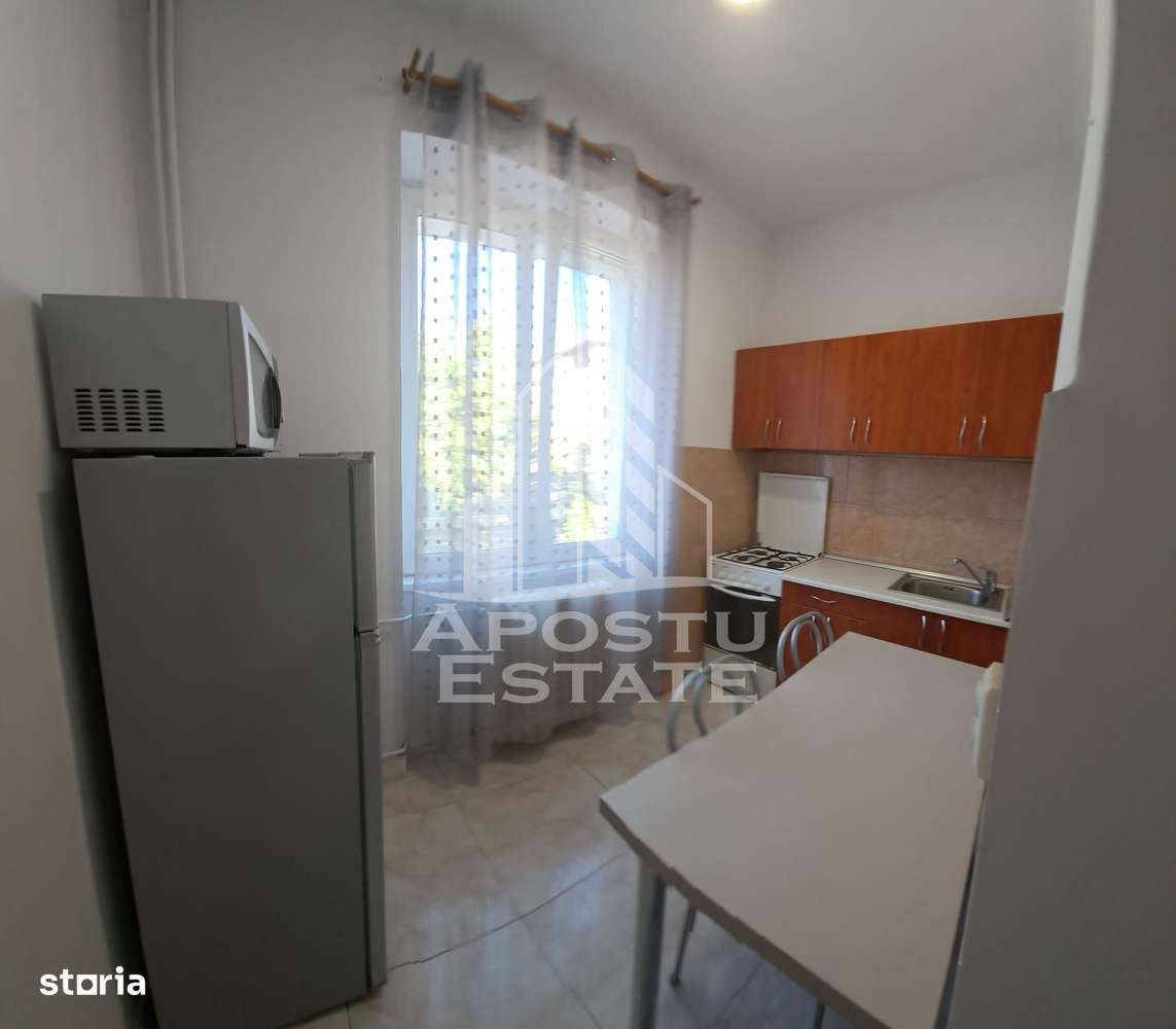 Apartament 2 camere, semidecomandat, zona Centrala - Imagine principală: 5/7