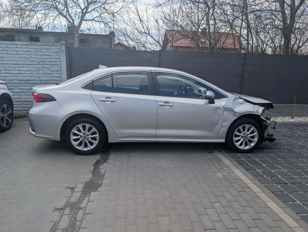 Toyota Corolla Seria E21 1.8 Hybrid GPF Active 2021