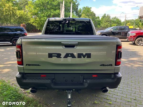 RAM 1500 5.7 Crew Cab Rebel - 8