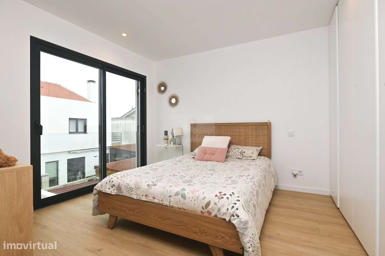 Moradia T4 | Construção contemporânea | Trajouce | São Domingos de Ran-29