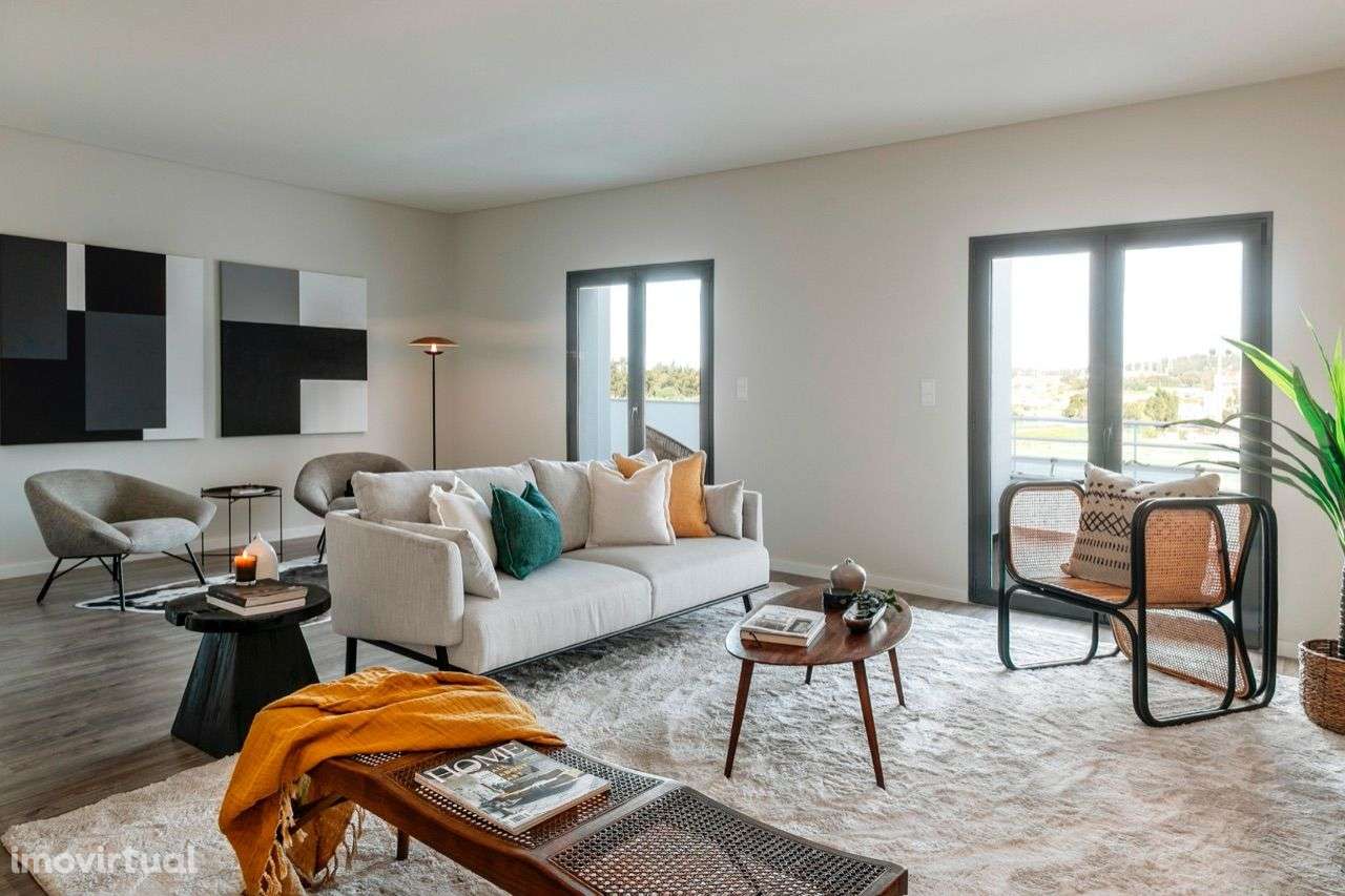 Apartamento T2 com mais de 100 m2 em Setúbal