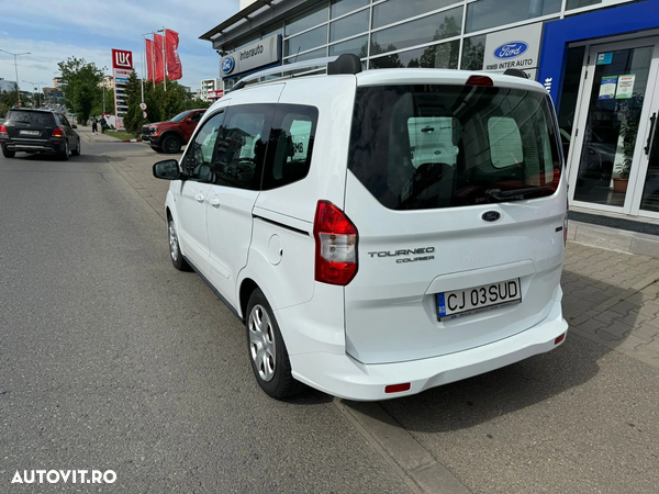 Ford Tourneo Courier 1.0 EcoBoost Trend - 11