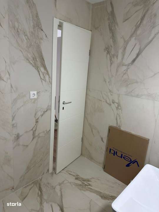 Garsoniera 30 mp, zona Parcului Sub Arini, Sibiu - Imagine principală: 2/7