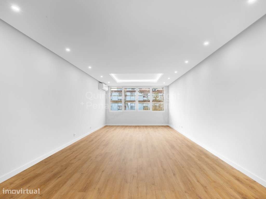 Apartamento T3 renovado na Quinta da Bicuda em Cascais - Grande imagem: 4/24