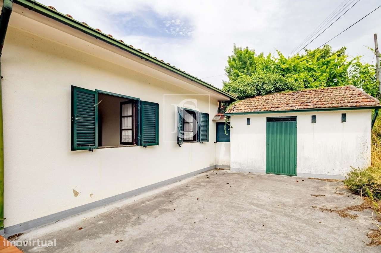 Moradia T3 em Vila Chã do Marão-23