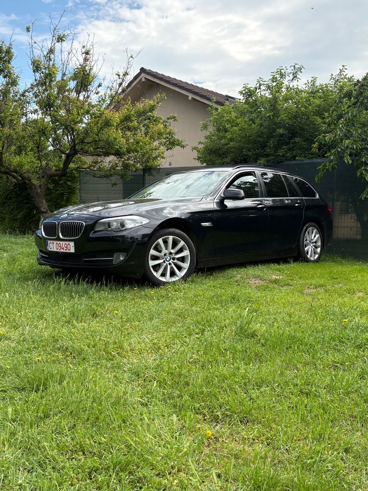 BMW 5 Series F10/F11/F07 [2010 - 2017] 520d Aut. 2011
