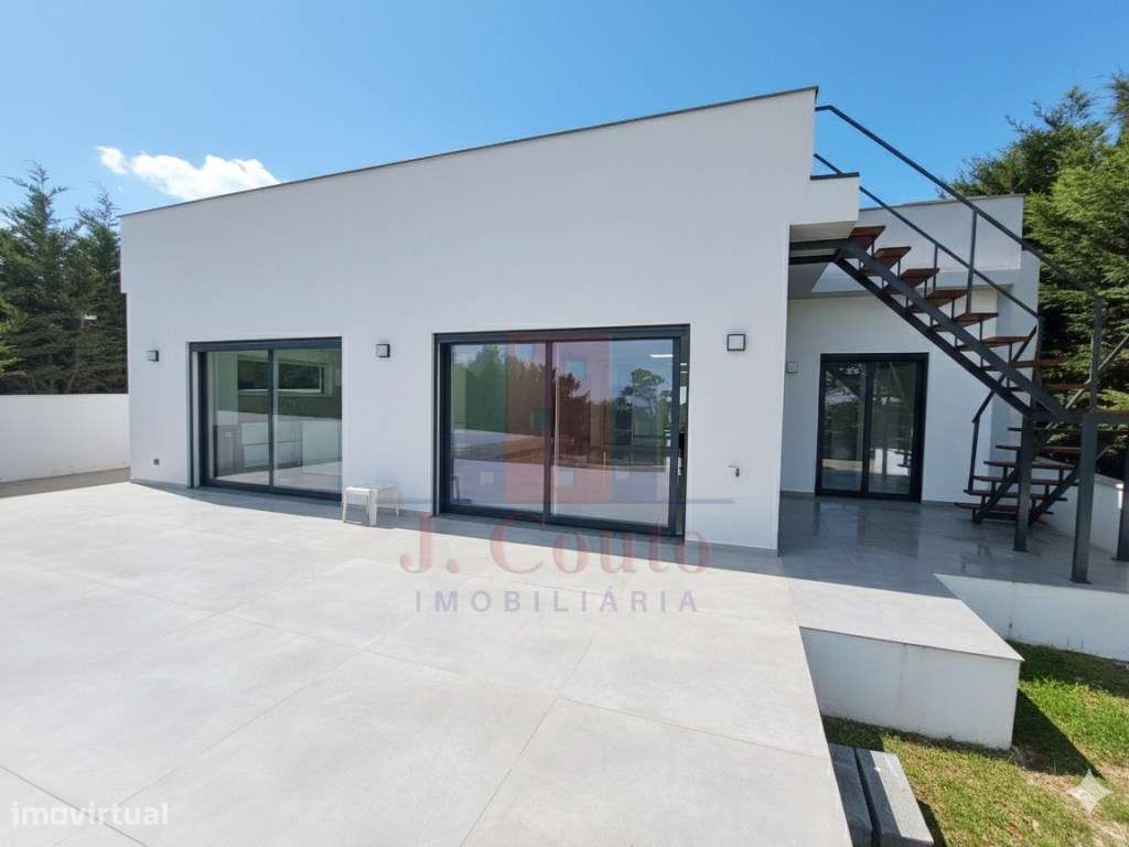 Moradia T3 com vista para o mar-18