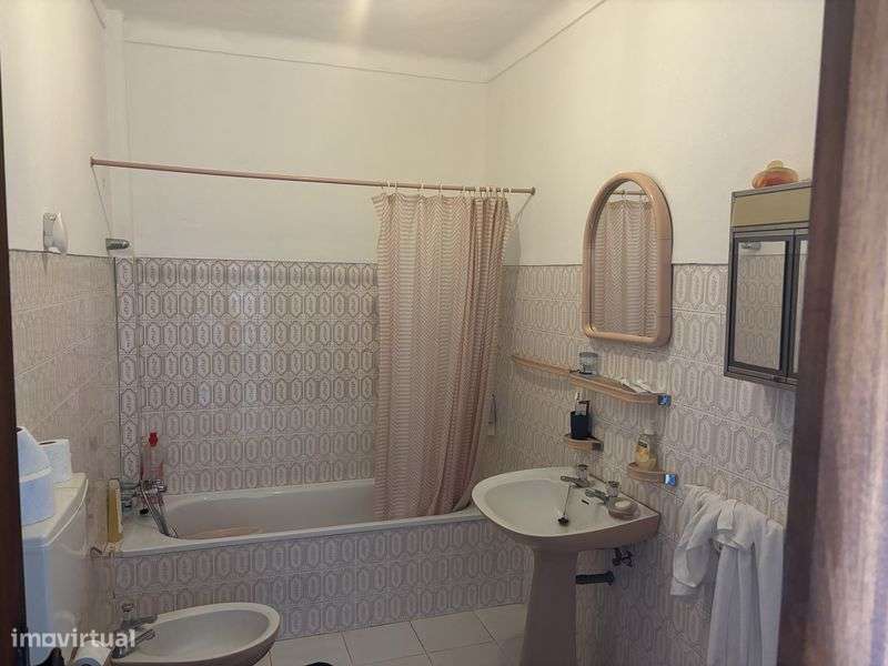 Casa mobilada samora correia bem localisada - Grande imagem: 5/12