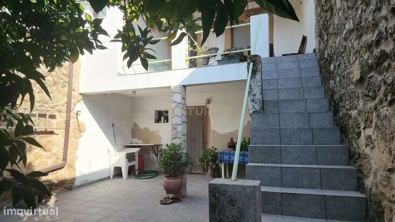 Moradia em Pedra com Terraço e Logradouro — Escalos de Baixo-10