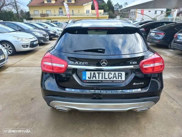 Mercedes-Benz GLA 220 CDI 4Matic 7G-DCT - 6