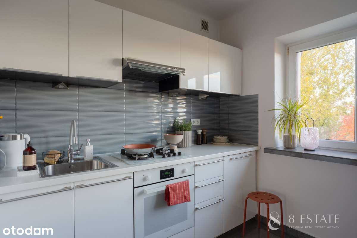 Studio przy metrze Ratusz Arsenał z balkonem-7