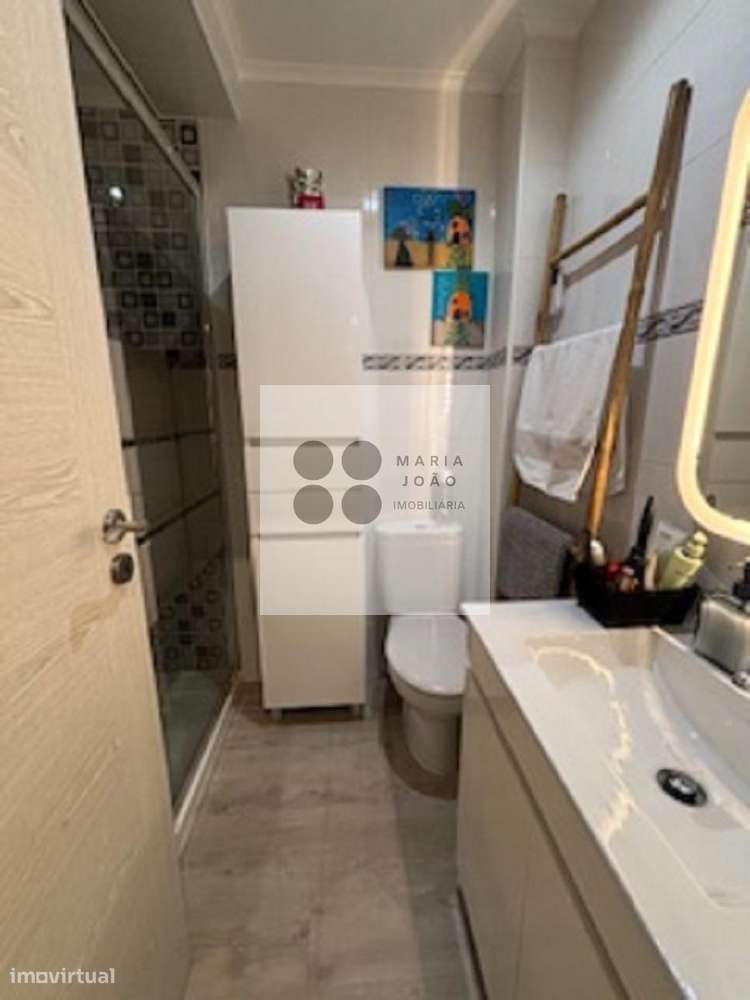 Apartamento Excelente T3, Completamente Remodelado!-13