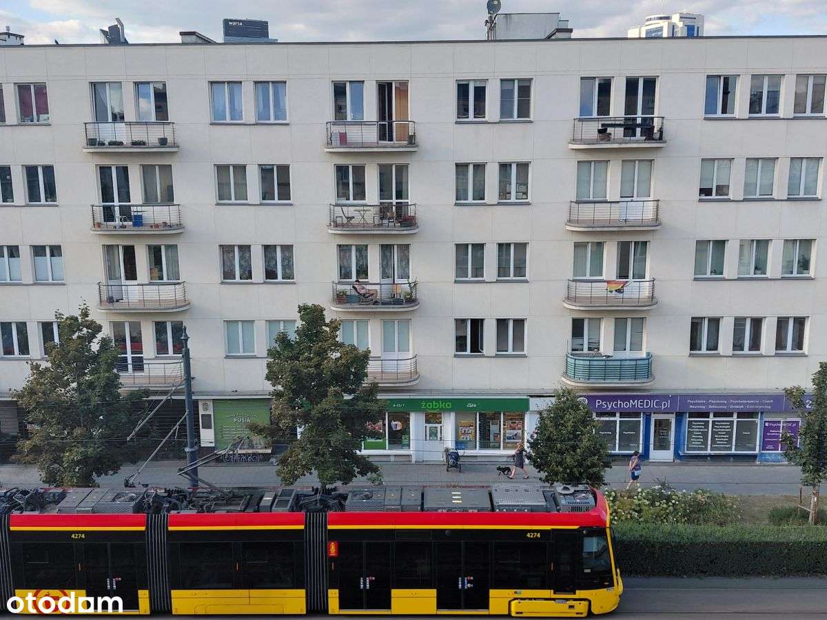 Blisko centrum, dwustronne, jasne,-0