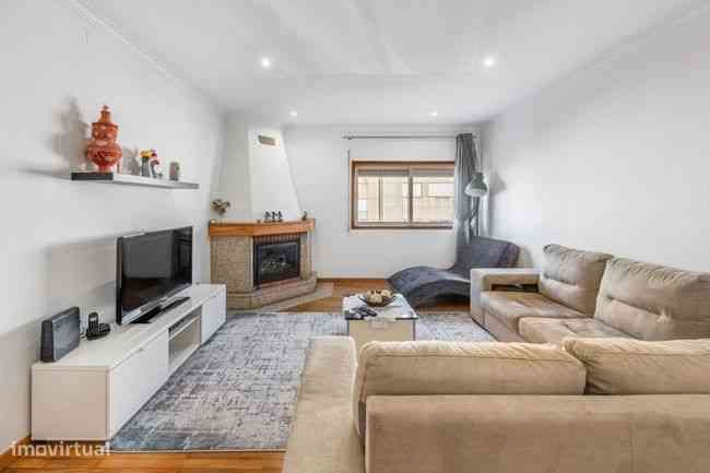 Apartamento T3 em Ponte - Guimarães-2