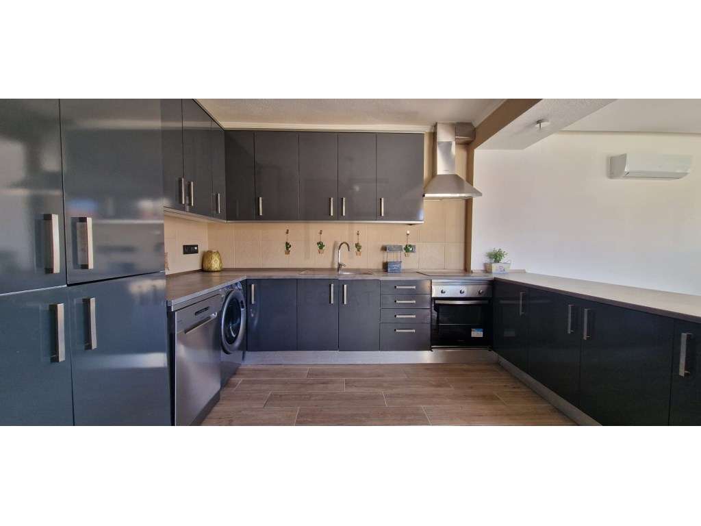 Moradia T3 em Alcoitão - mobilado - Grande imagem: 5/30