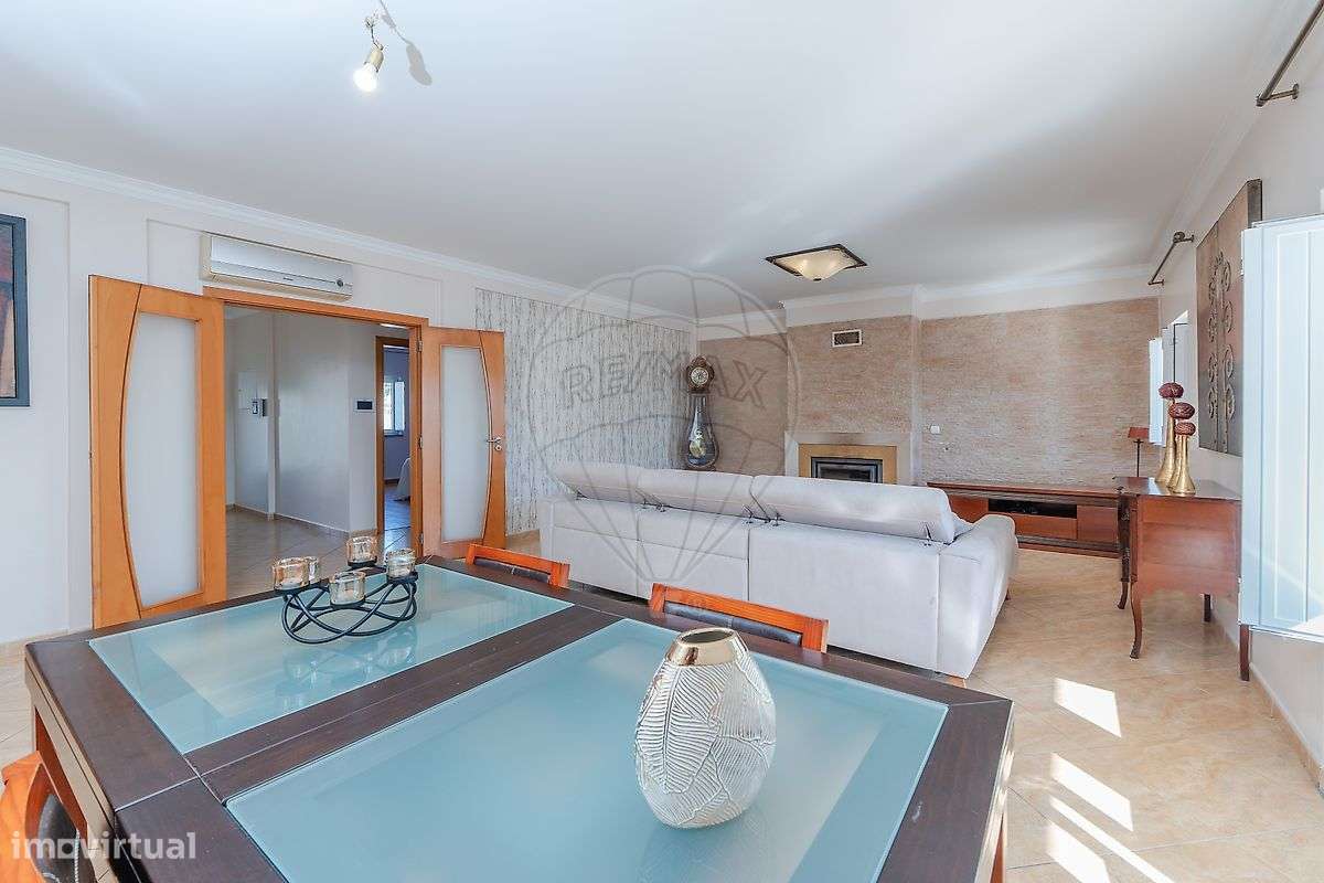 Moradia T4 para venda-7