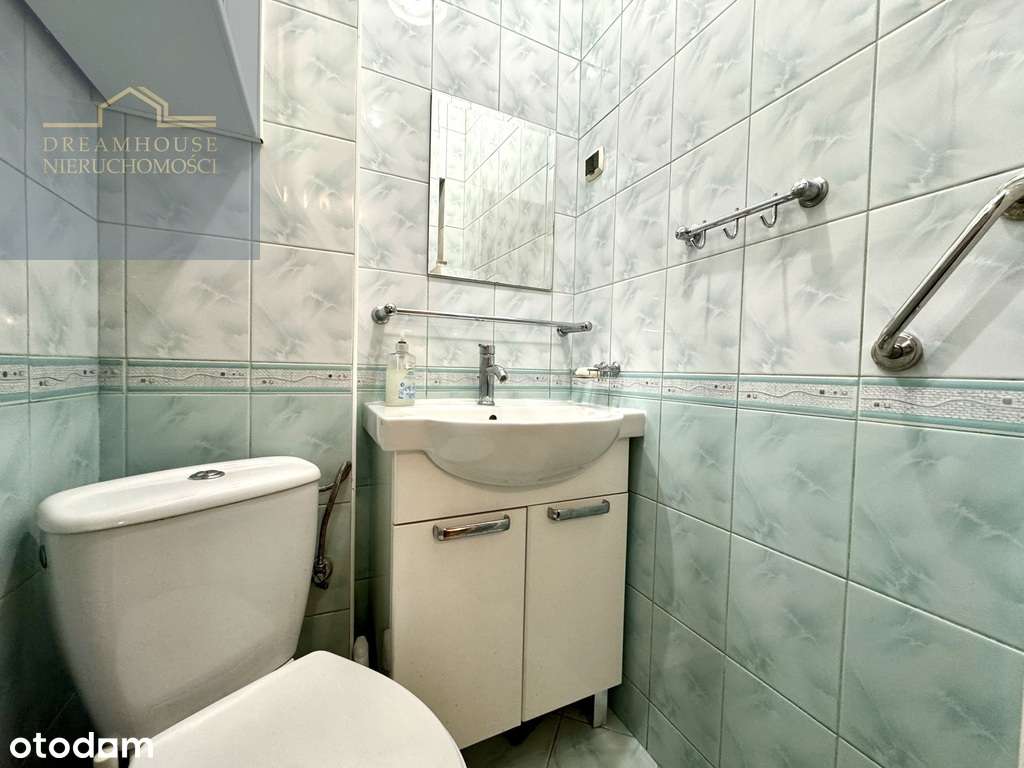 Dom z potencjałem dla rodziny lub biznesu-16