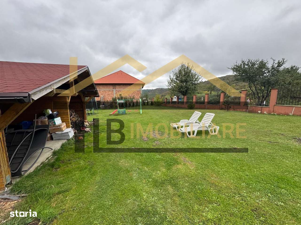 Vila cu 8 camere de vanzare, teren 1580mp, Zona Praid - Imagine principală: 5/20