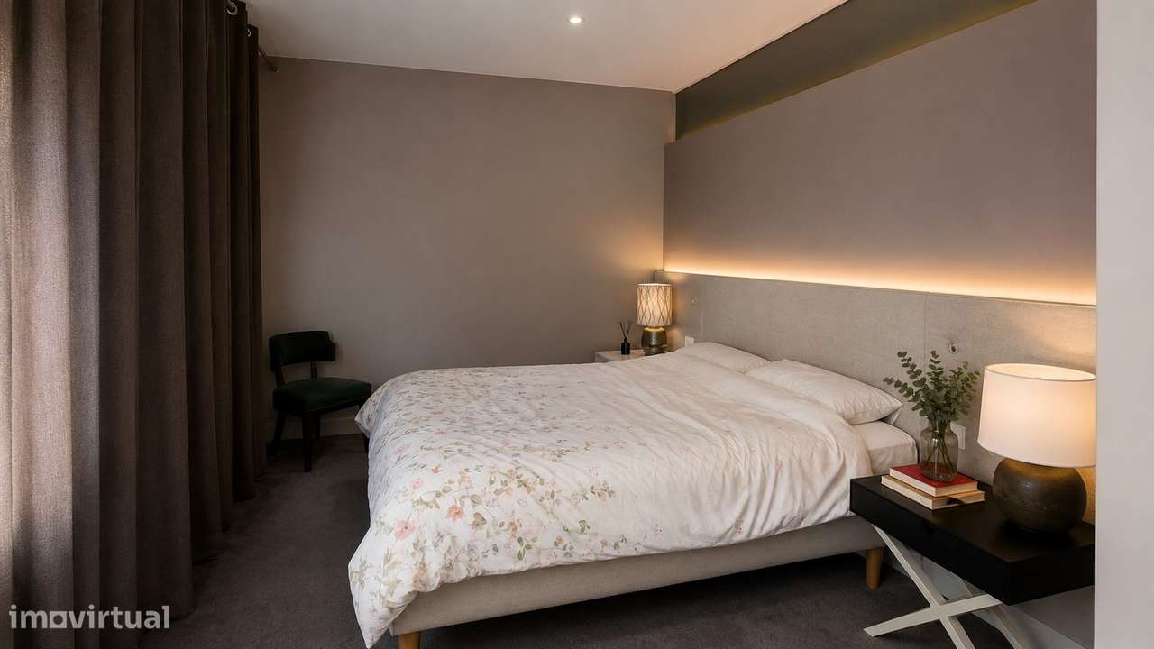Apartamento T4 Duplex com terraço e 3 lugares de garagem-6