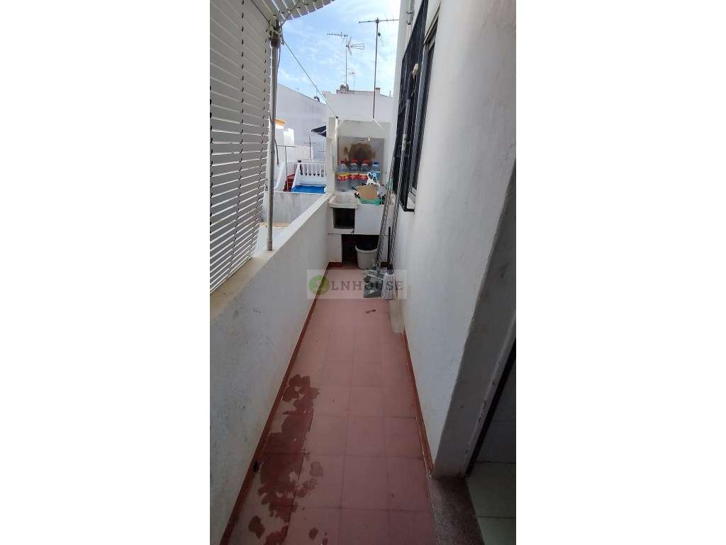 Exclusivo LNHOUSE: Prédio Inteiro / Venda Conjunta de Dois T2 no Ce...-7