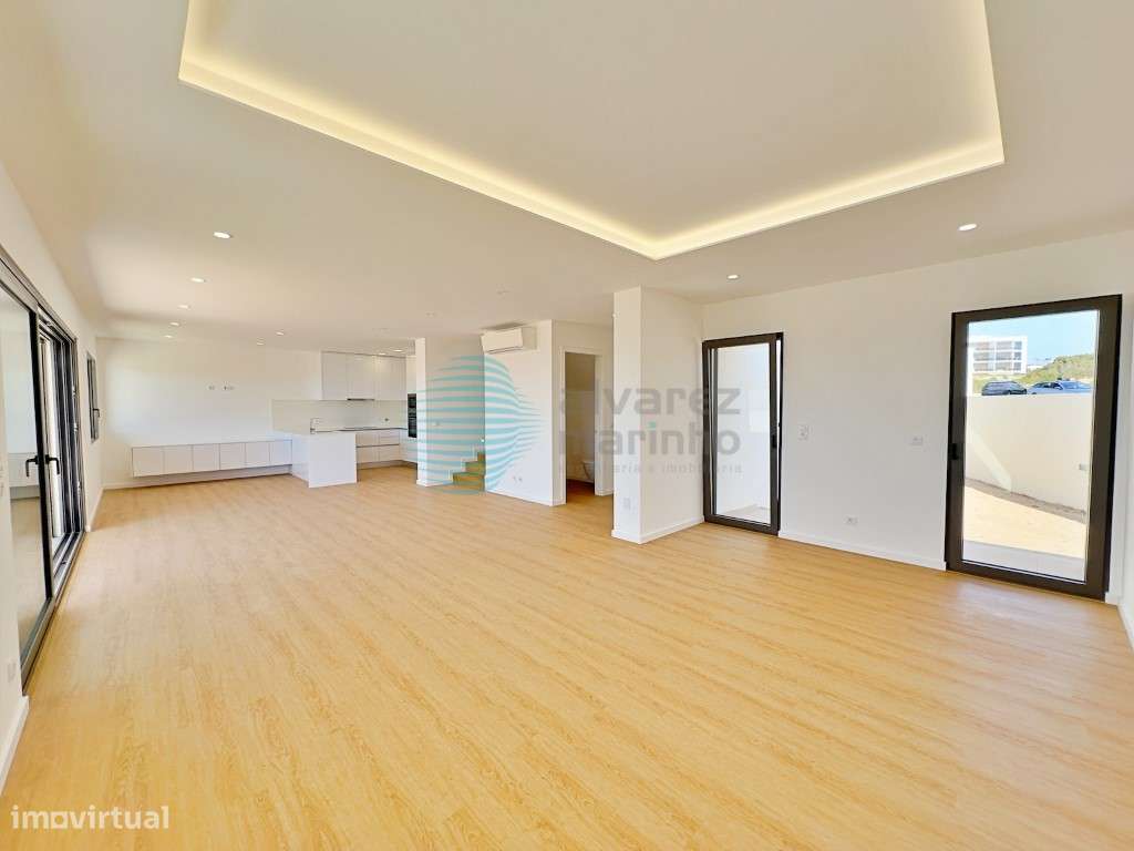 Moradia Nova 1ª Linha de Mar com garagem - Grande imagem: 5/38