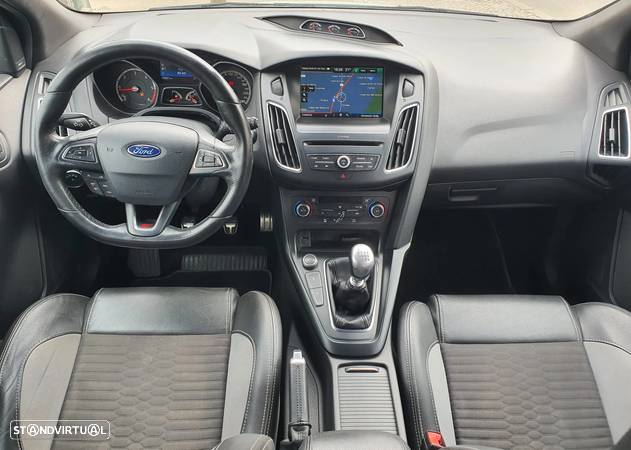 Ford Focus 2.0 TDCi ST-2 - 20