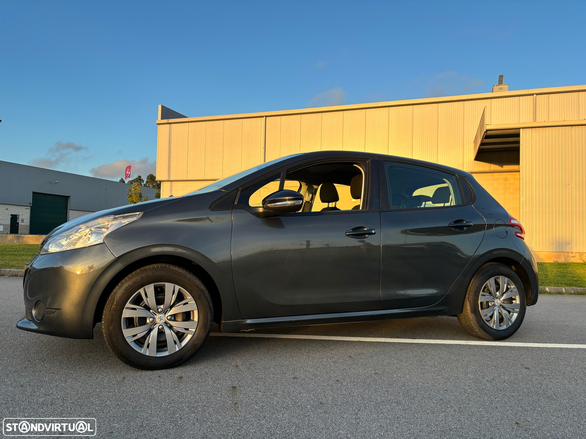 Peugeot 208 1.2 VTi Active - 12