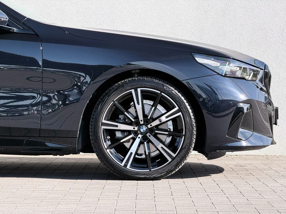 BMW Seria-5 520D Xdrive MHEV M Sport Edition 2026 — zdjęcie 6