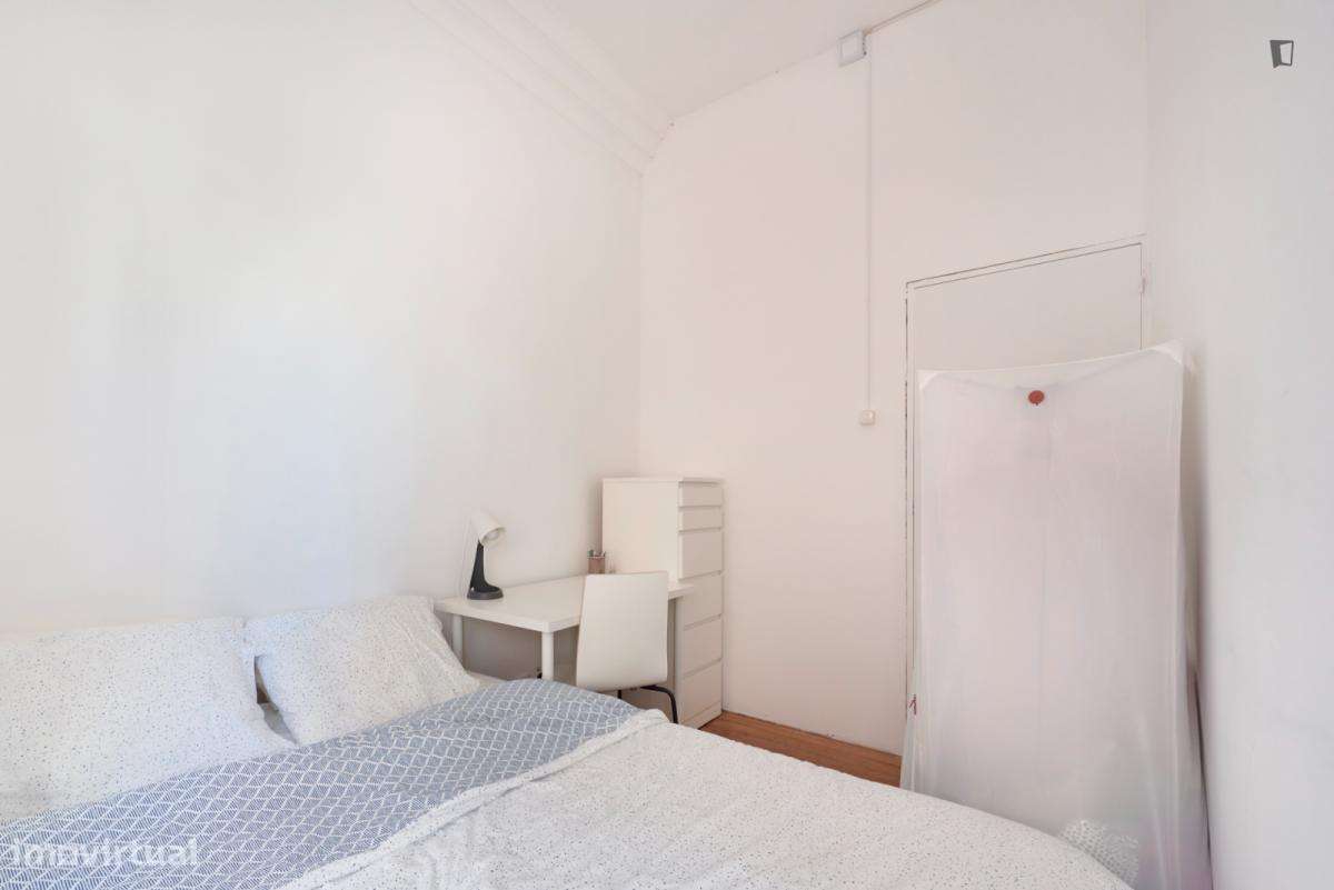 Quarto - localizado em Saldanha Lisbon - Grande imagem: 4/12