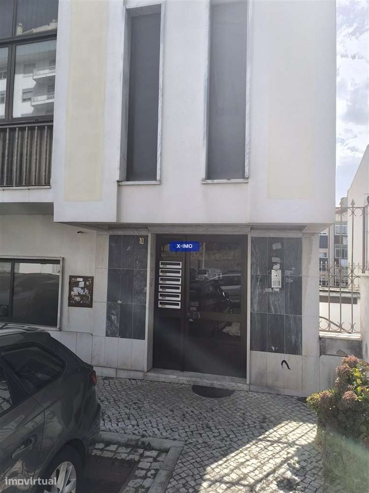 Apartamento T2 Venda em Santa Iria de Azoia, São João da Talha e Bobad-59