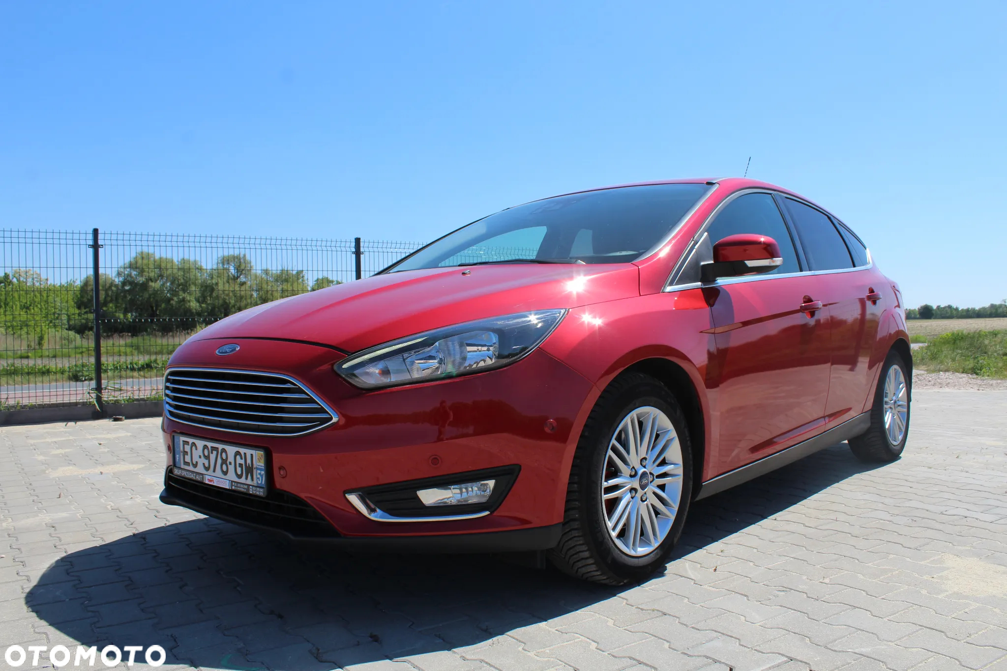 Ford Focus Turnier 1.5 EcoBoost Start-Stopp-System Titanium - 2