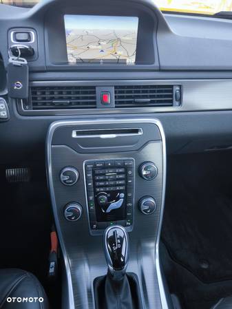 Volvo V70 D3 Geartronic Momentum - 15