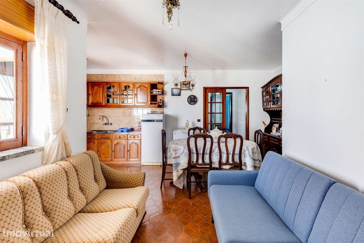 Apartamento T2 com Terraço e Garagem | Praia da Nazaré-4