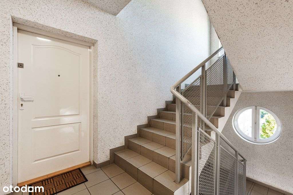 2 - piętrowe mieszkanie w doskonałej lokalizacji !-14