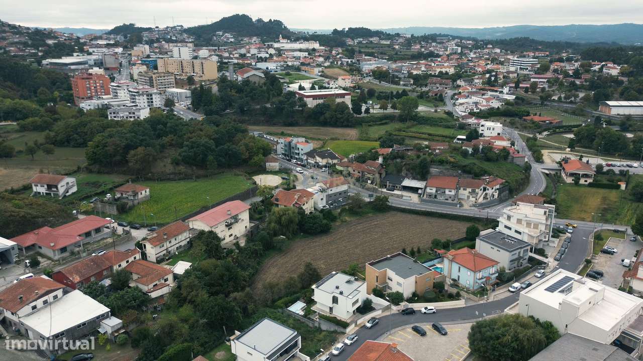 TERRENO 3979m2 PARA/CONSTRUÇÃO EM ALTURA - JUNTO AO CONTINENTE E AO PA - Grande imagem: 4/13
