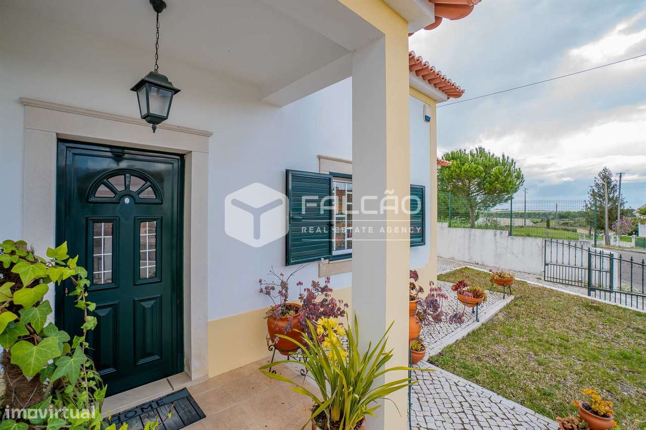 Moradia T4 Venda em Santarém (Marvila), Santa Iria da Ribeira de Santa - Grande imagem: 2/26